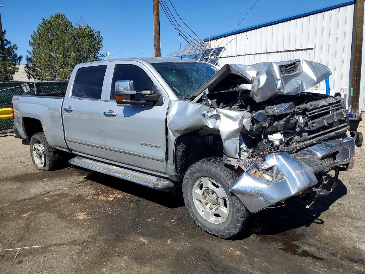 2018 Chevrolet Silverado K2500 Heavy Duty Ltz - Image 4