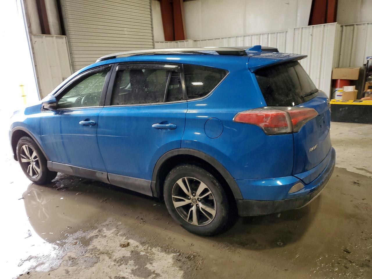 2017 Toyota Rav4 Xle - Фото 2