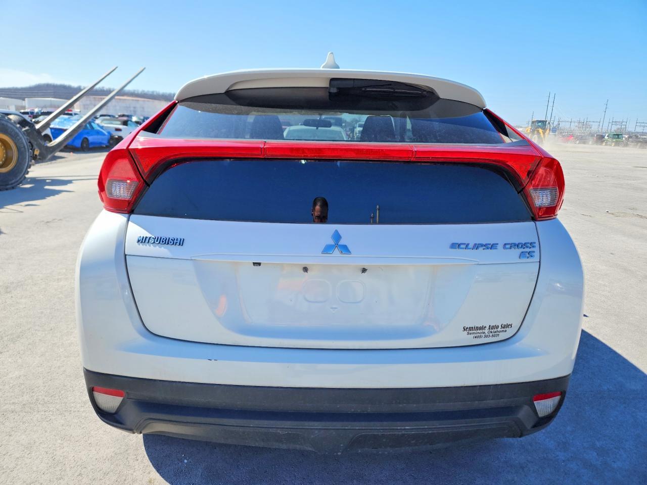 2019 Mitsubishi Eclipse Cross Es - Image 6