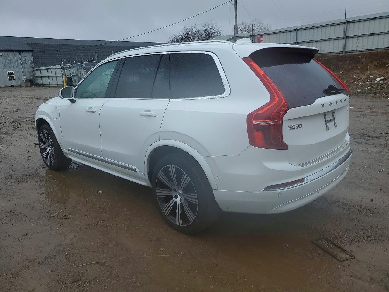 2024 Volvo Xc90 Plus - Фото 2