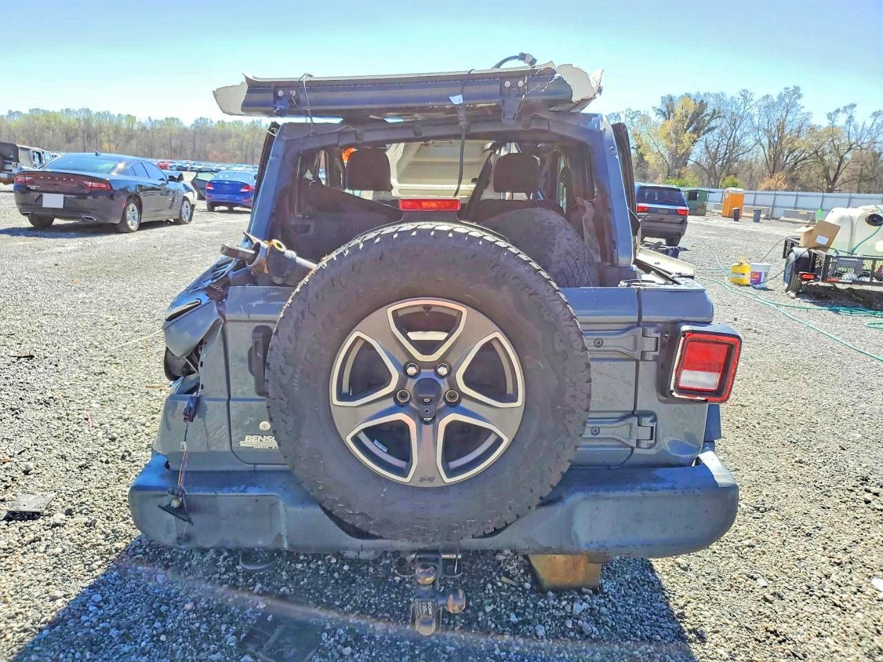2019 Jeep Wrangler Unlimited Sport - Image 6