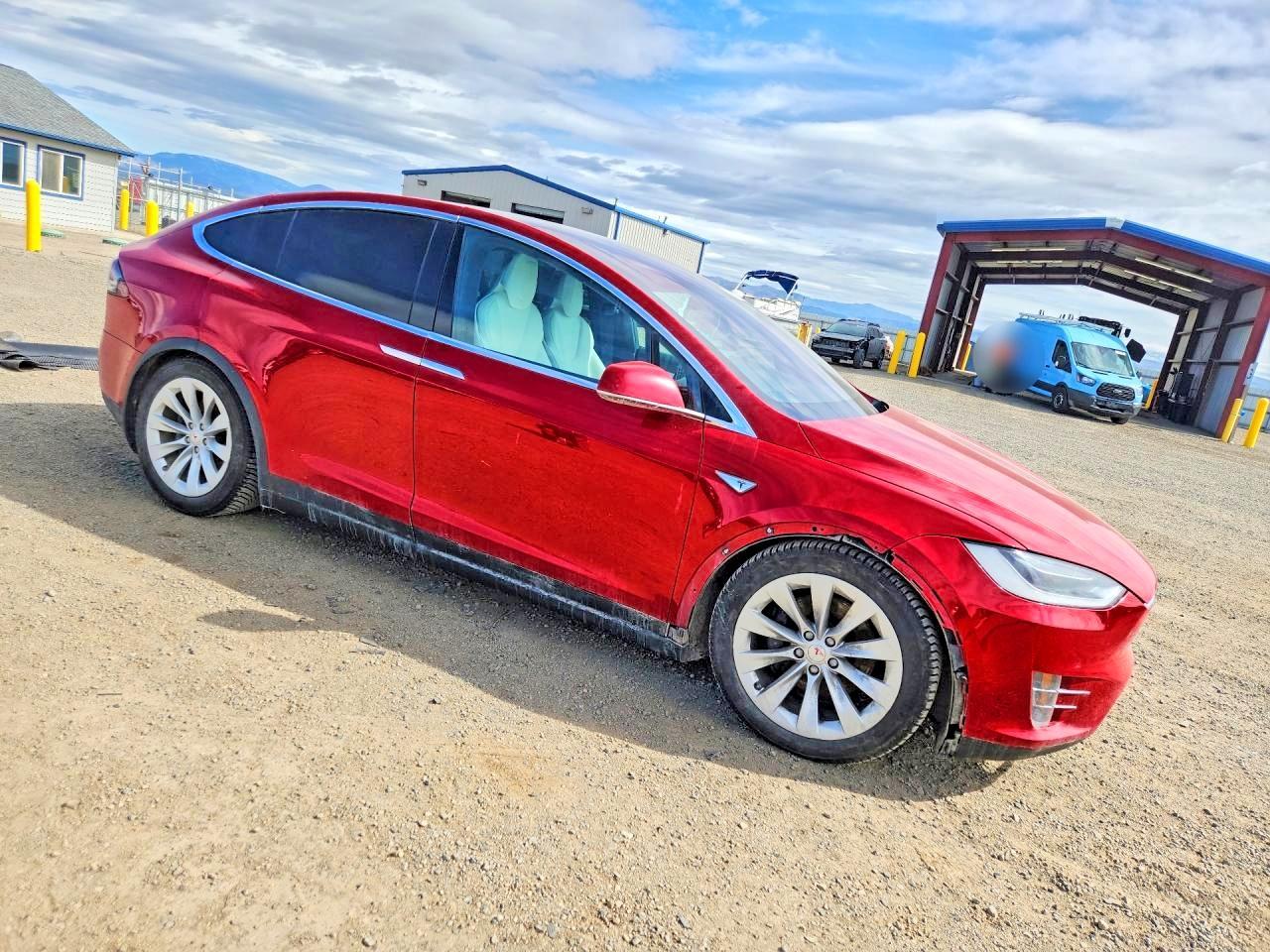 2016 Tesla Model X - Image 4