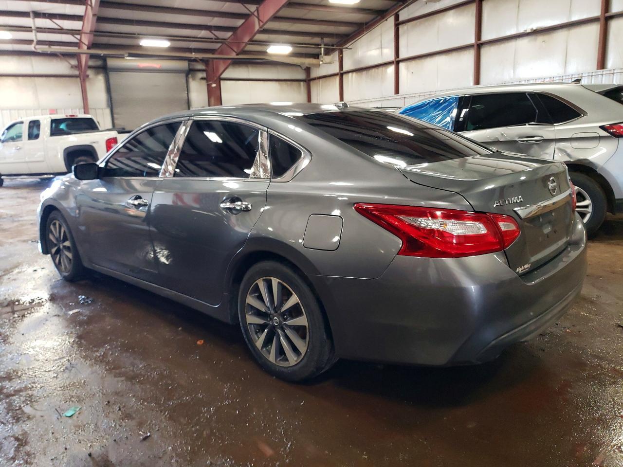 2017 Nissan Altima 2.5 Sv - Фото 2