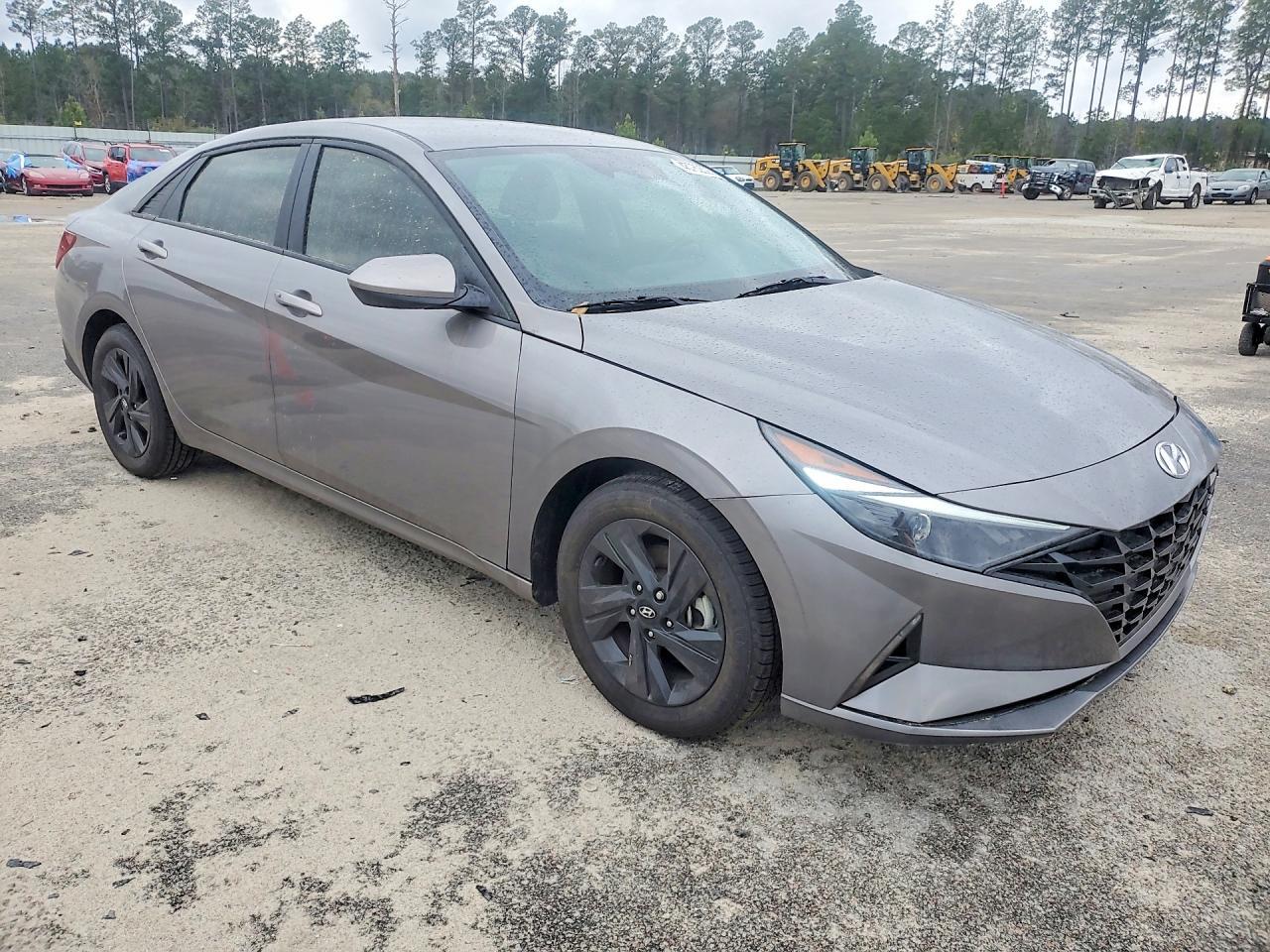 2023 Hyundai Elantra Sel - Фото 4