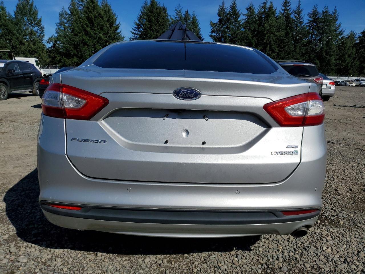 2013 Ford Fusion Se Hybrid - Image 6