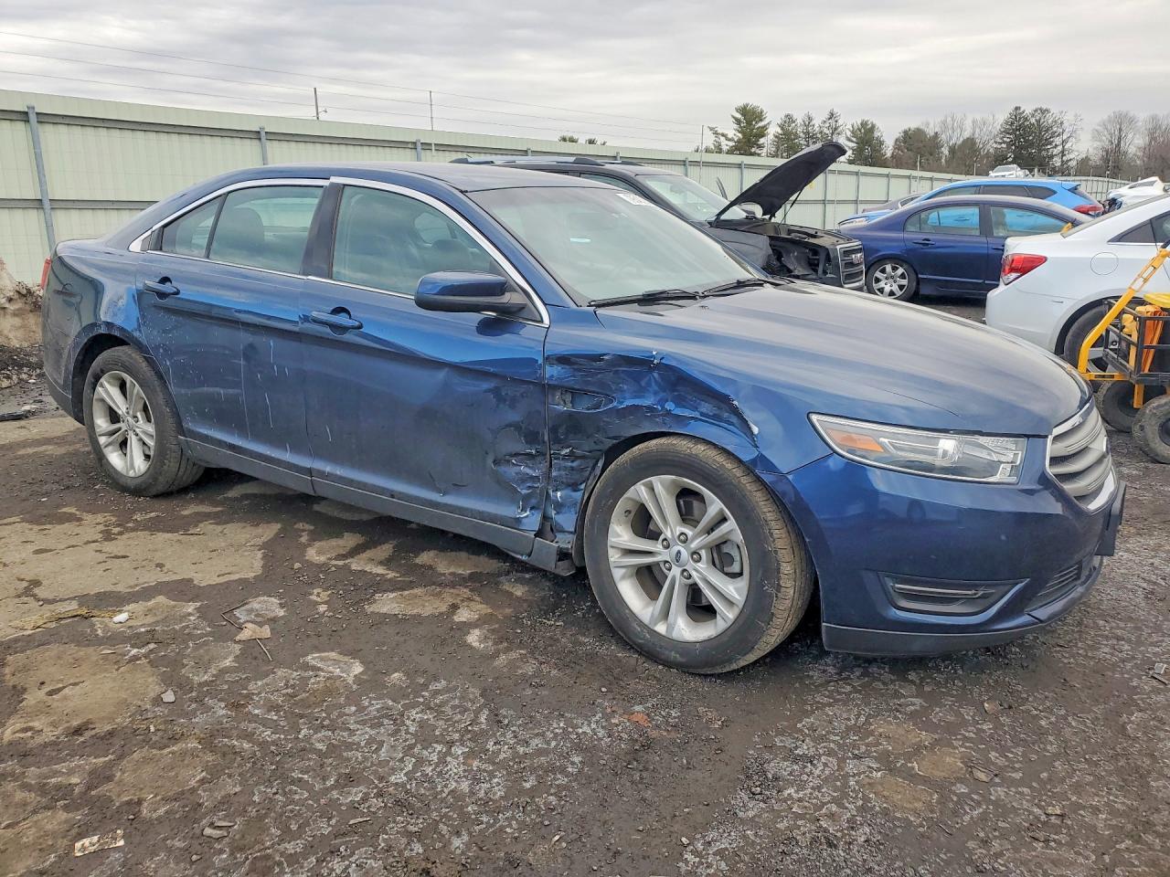 2016 Ford Taurus Sel - Фото 4