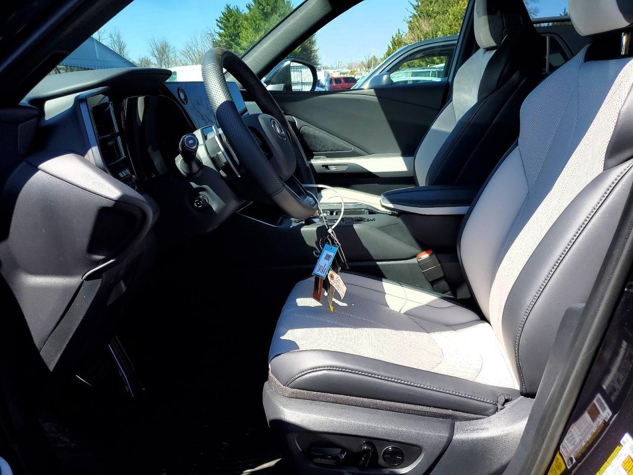 2025 Lexus Tx 500H F Sport Performance Premium - Image 7