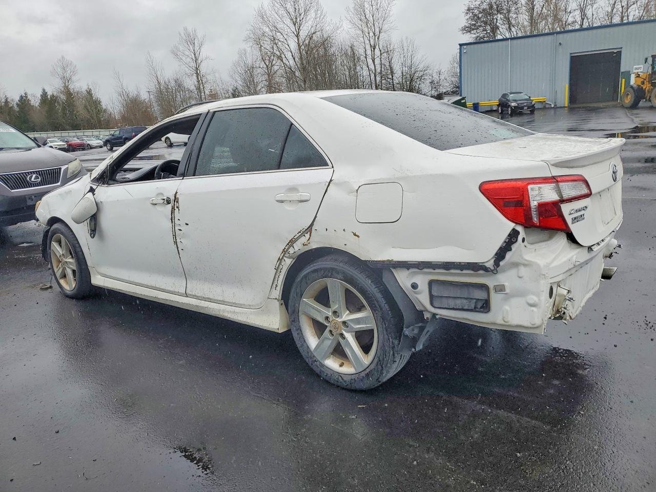 2013 Toyota Camry Se - Image 2