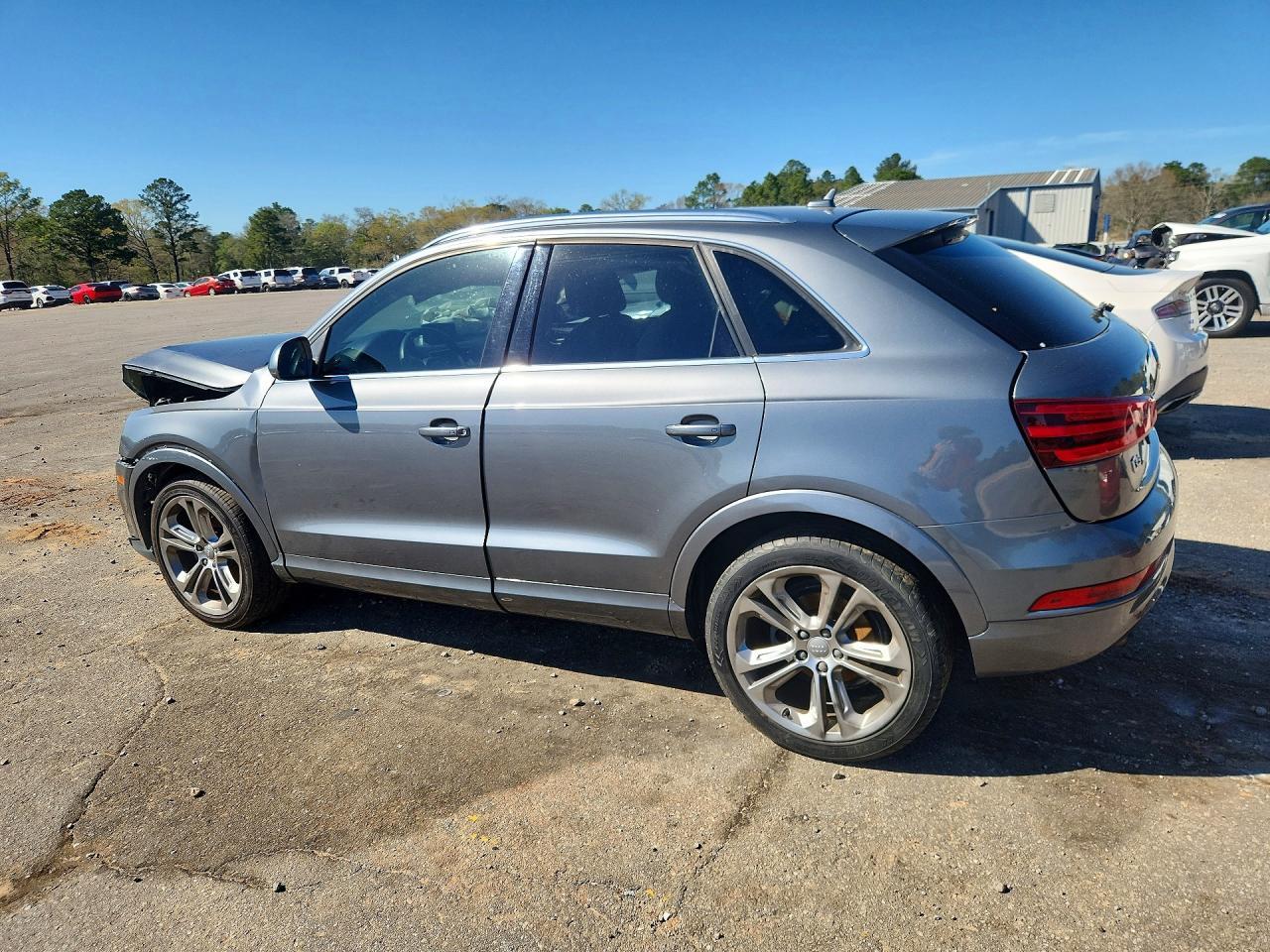 2015 Audi Q3 Premium Plus - Image 2