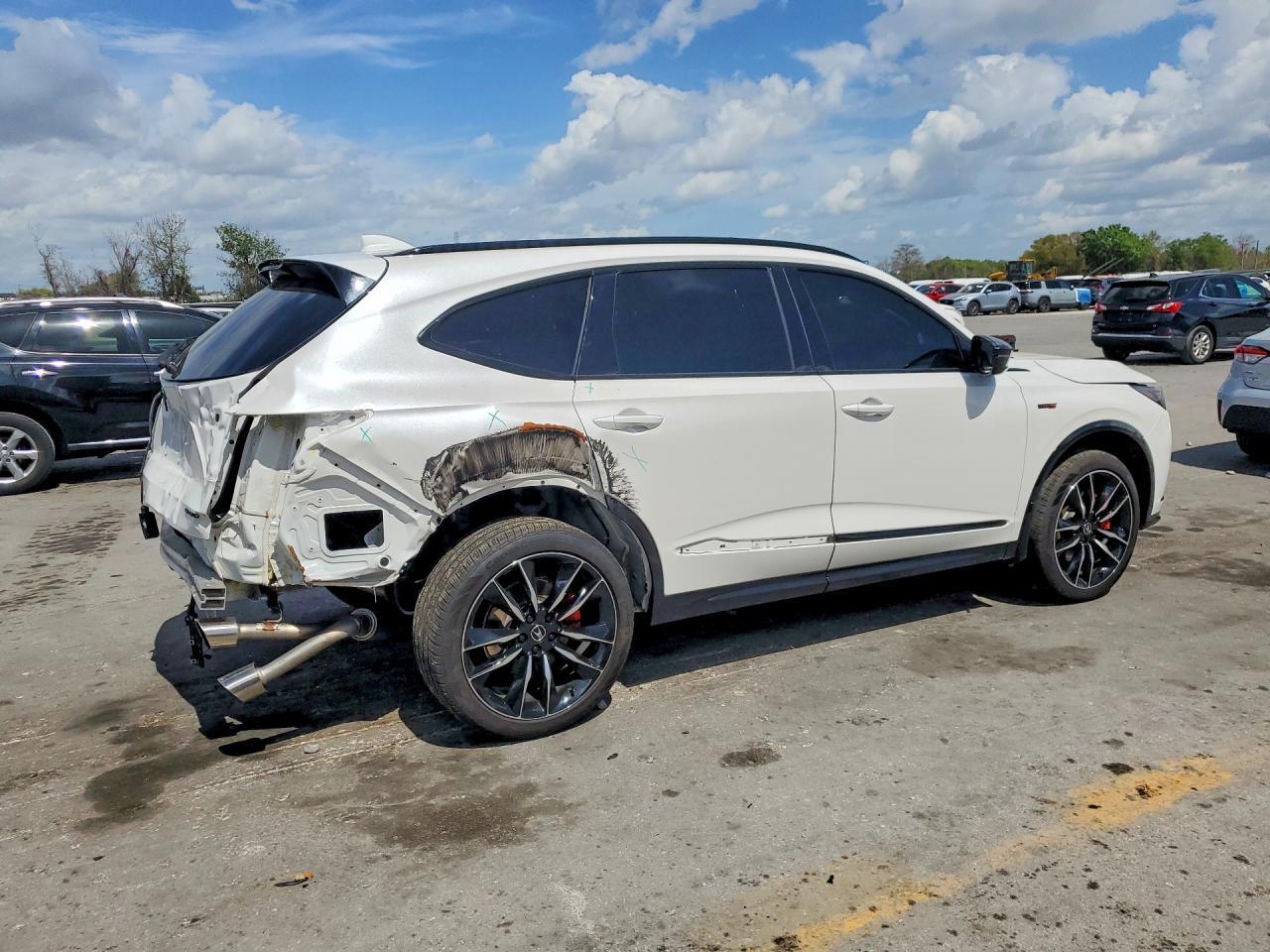 2023 Acura Mdx Type S Advance - Image 3