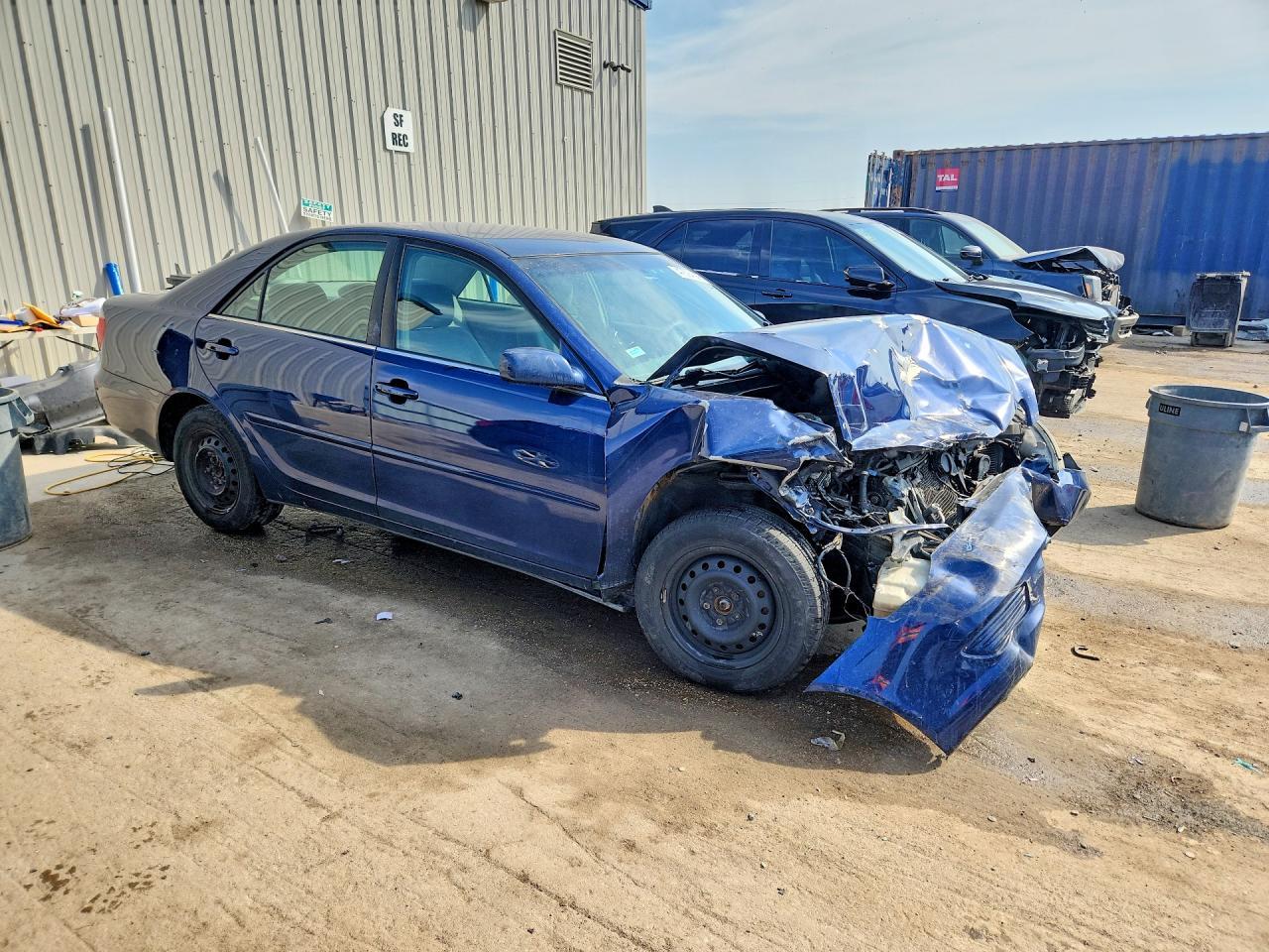 2005 Toyota Camry Le - Image 4