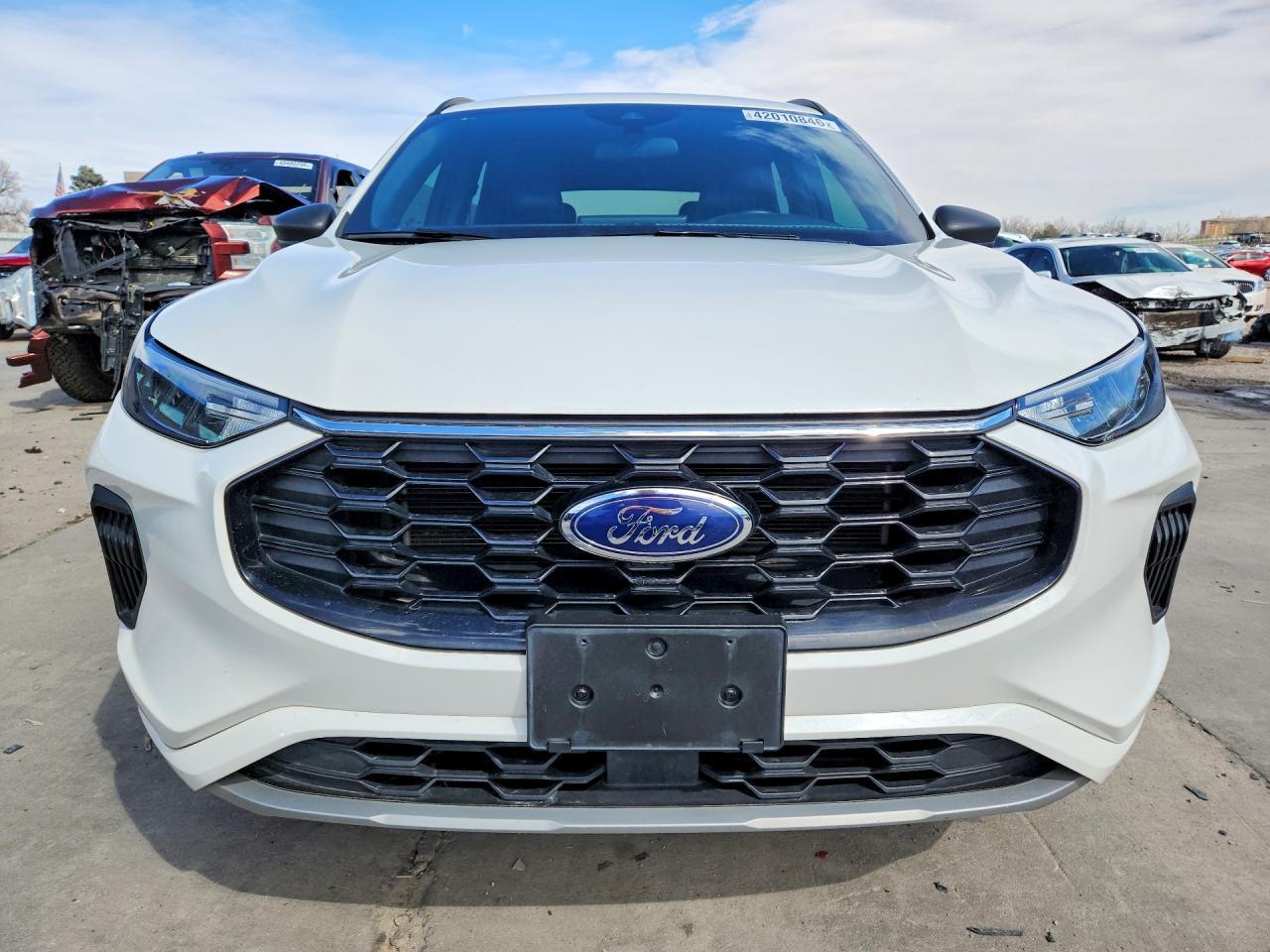 2024 Ford Escape St Line - Image 5