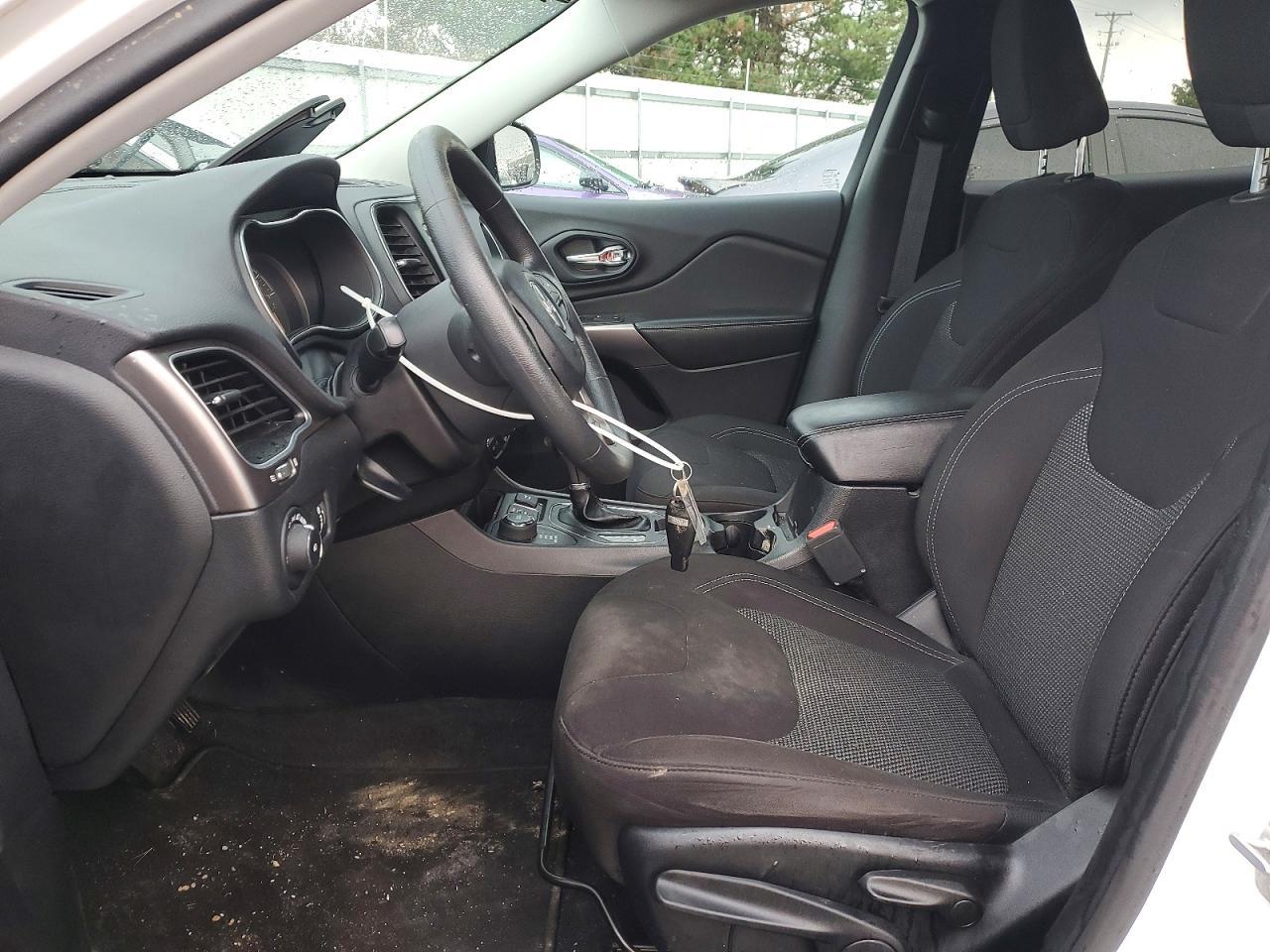 2019 Jeep Cherokee Latitude - Фото 7