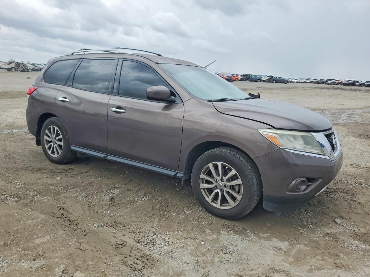 2015 Nissan Pathfinder S - Фото 4