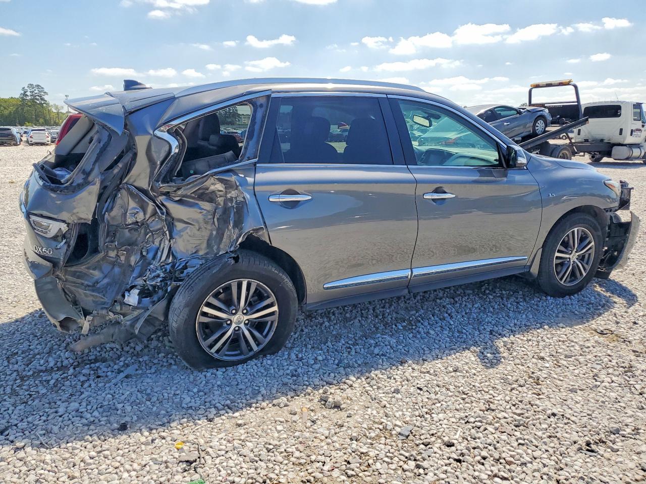 2017 Infiniti Qx60 Base - Image 3
