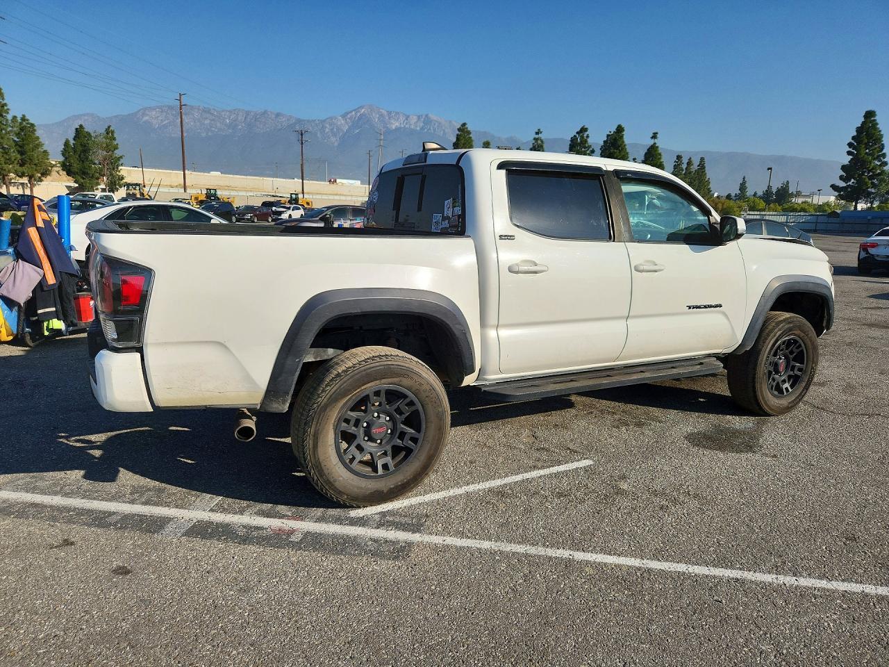 2021 Toyota Tacoma Sr5 V6 - Фото 3