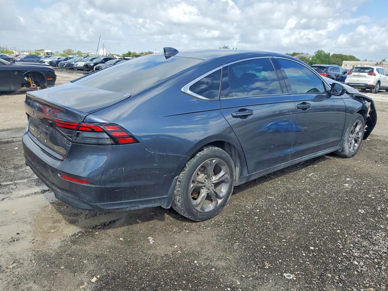 2023 Honda Accord Ex - Фото 3