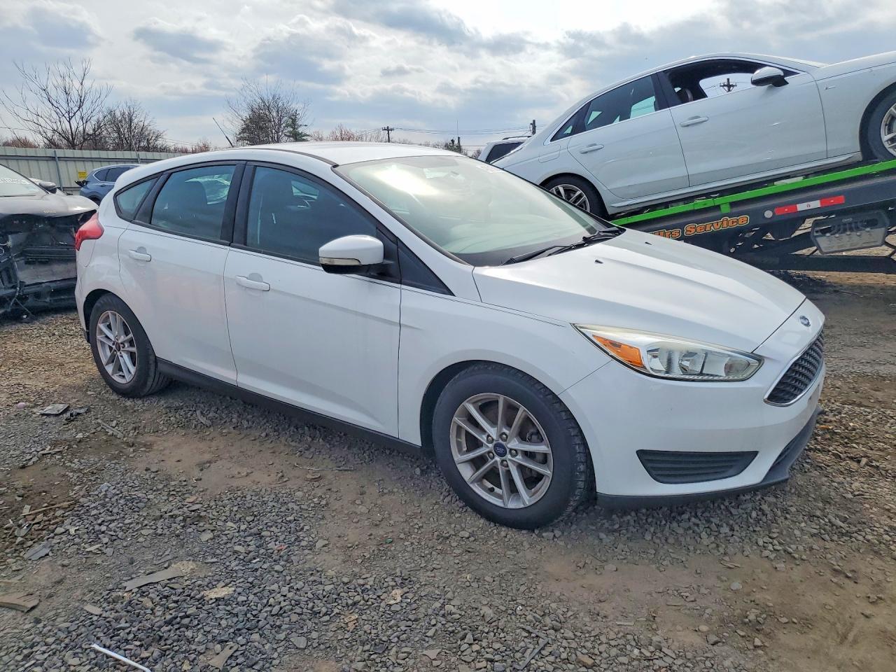 2016 Ford Focus Se - Фото 4