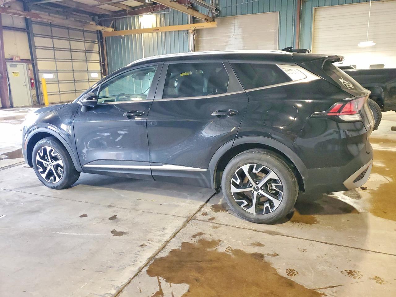 2023 Kia Sportage Ex - Фото 2