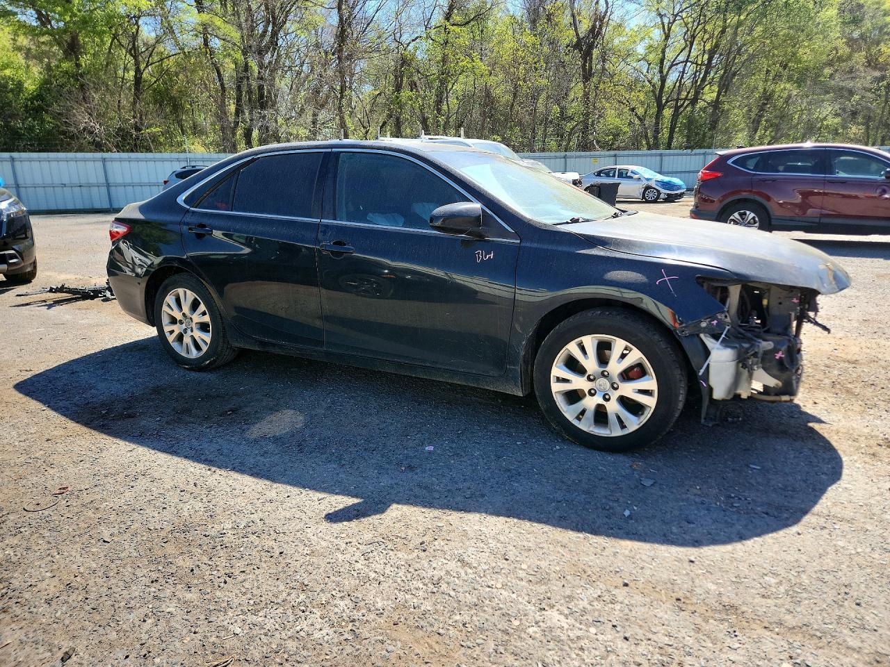 2015 Toyota Camry Se - Фото 4