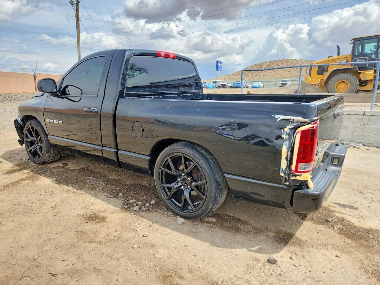 2004 Dodge Ram 1500 St - Фото 2
