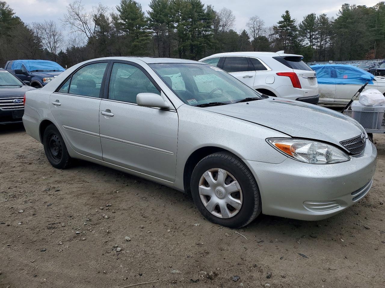 2004 Toyota Camry - Image 4
