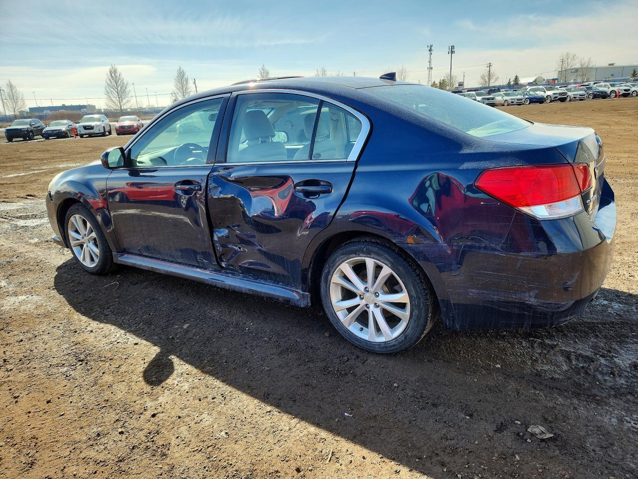 2013 Subaru Legacy 2.5I Limited - Фото 2