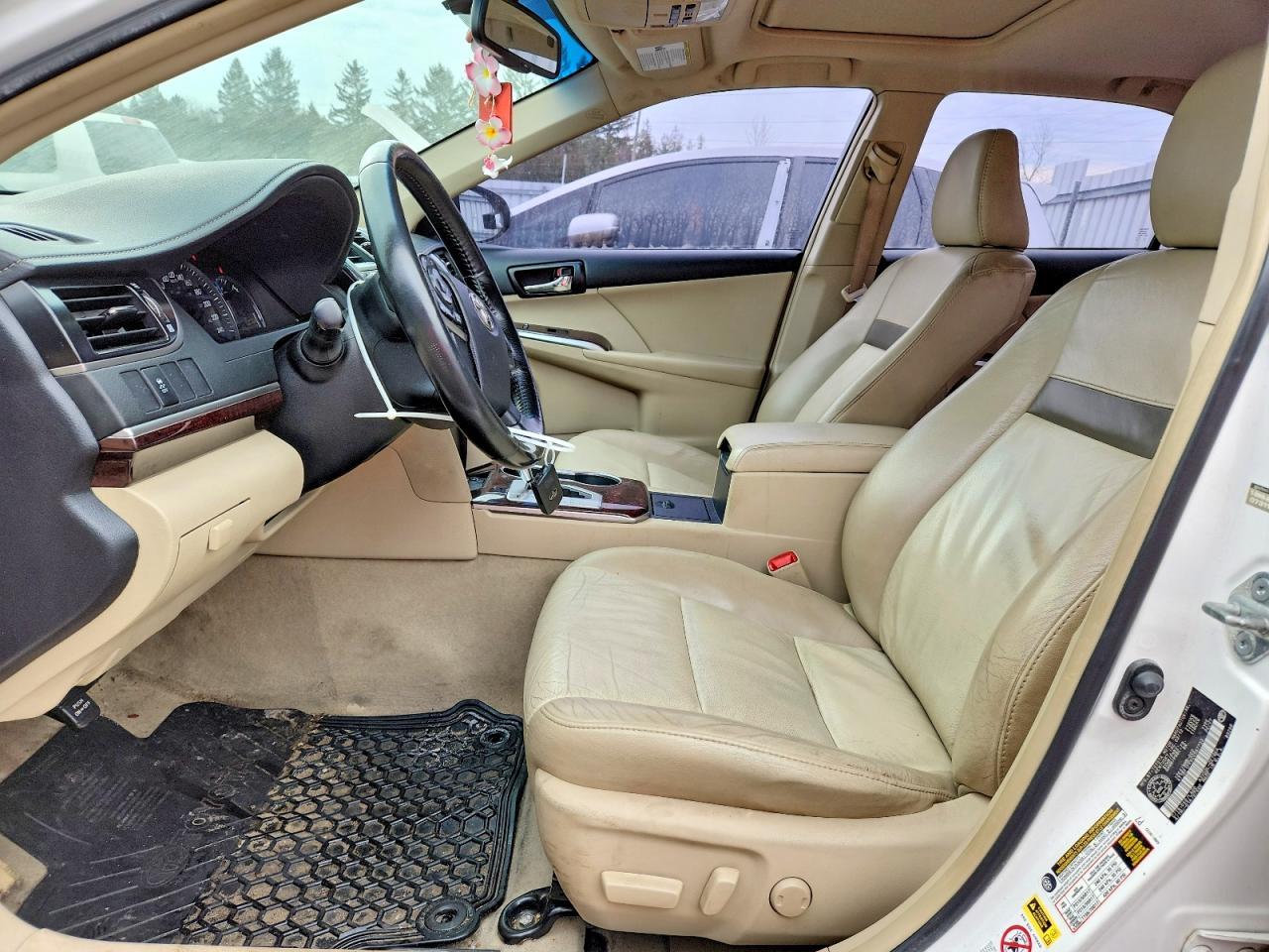 2012 Toyota Camry L - Image 7