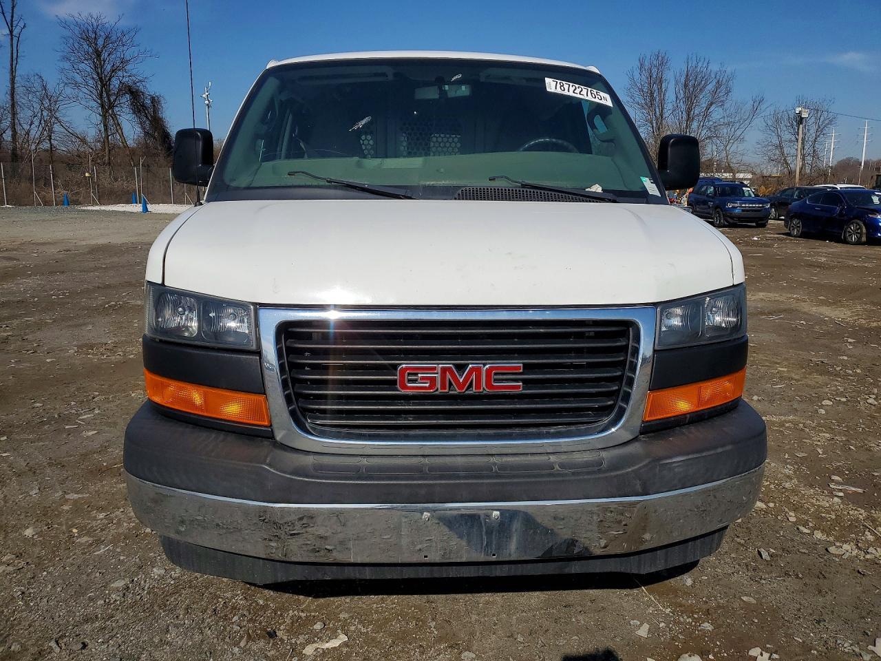 2017 GMC Savana 2500 Cargo Utility / Service Van - Image 5