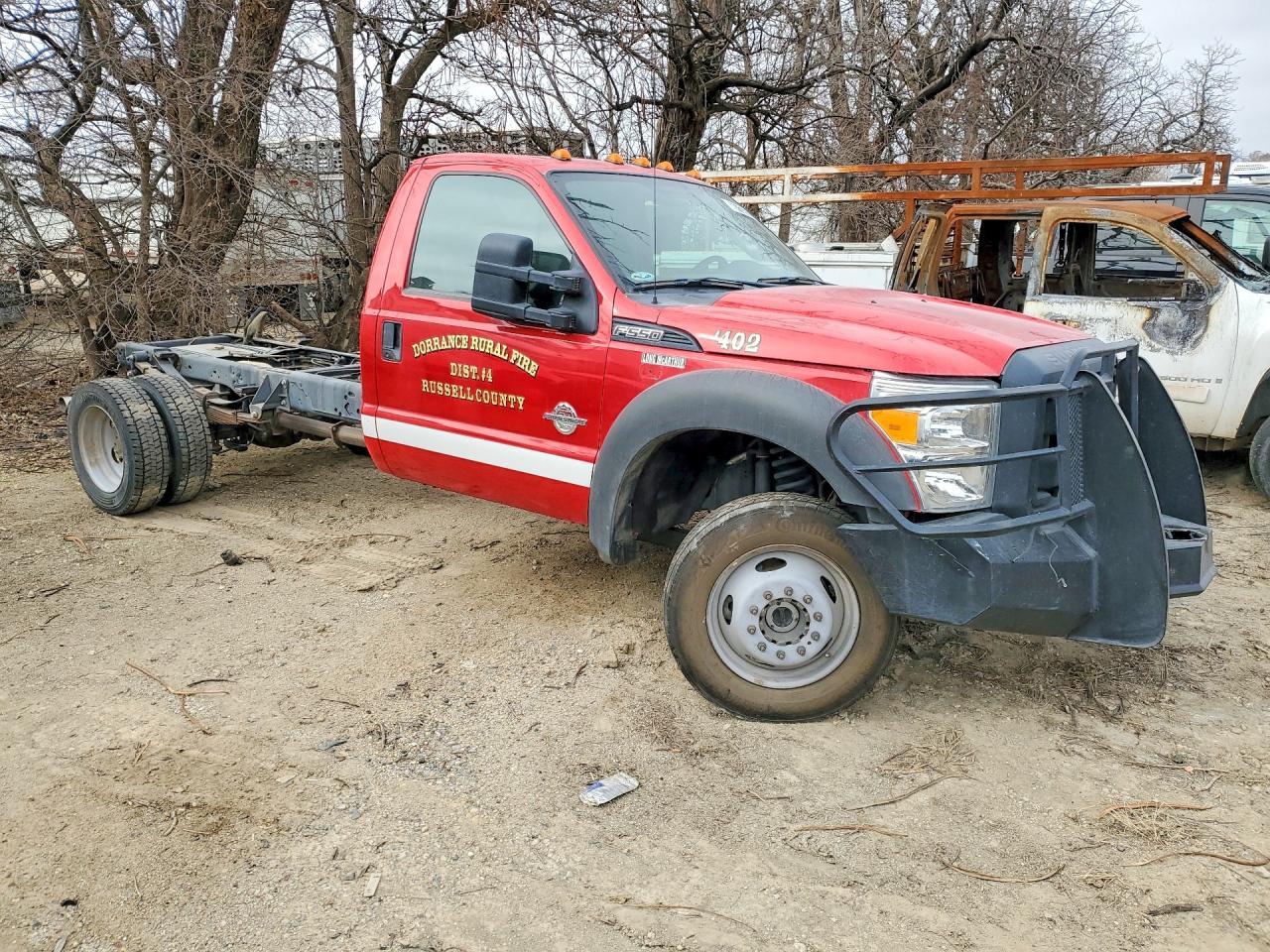 2013 Ford F550 Super Duty Truck Cab And Chassis - Фото 4