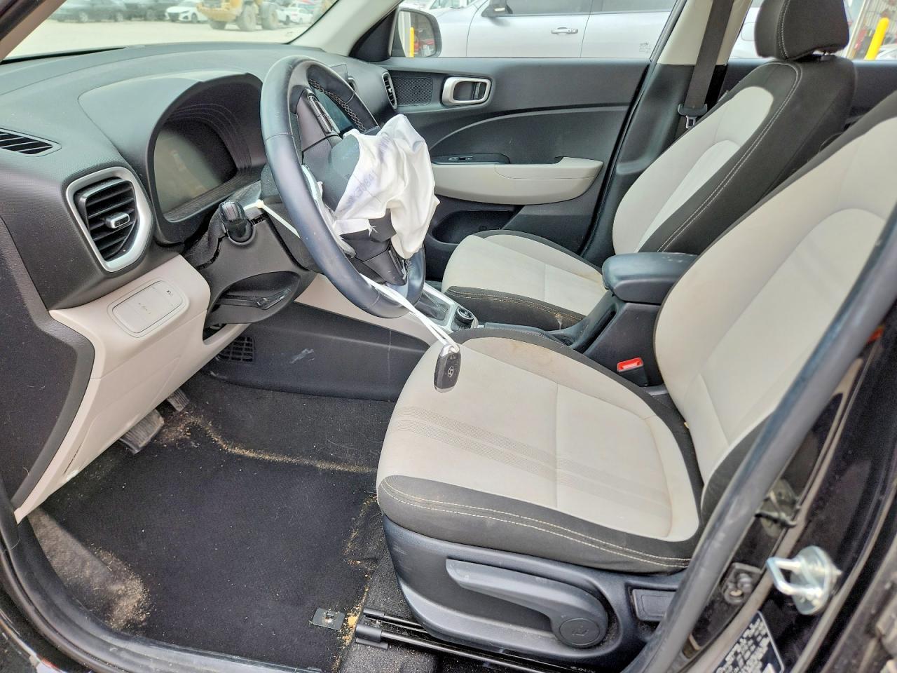 2024 Hyundai Venue Sel - Image 7