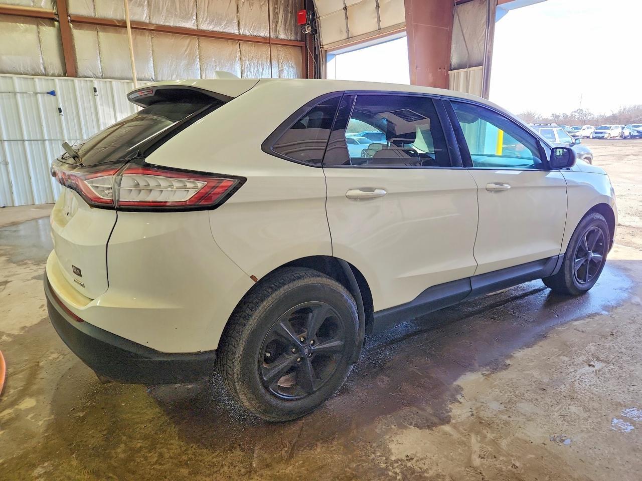 2015 Ford Edge Se - Image 3