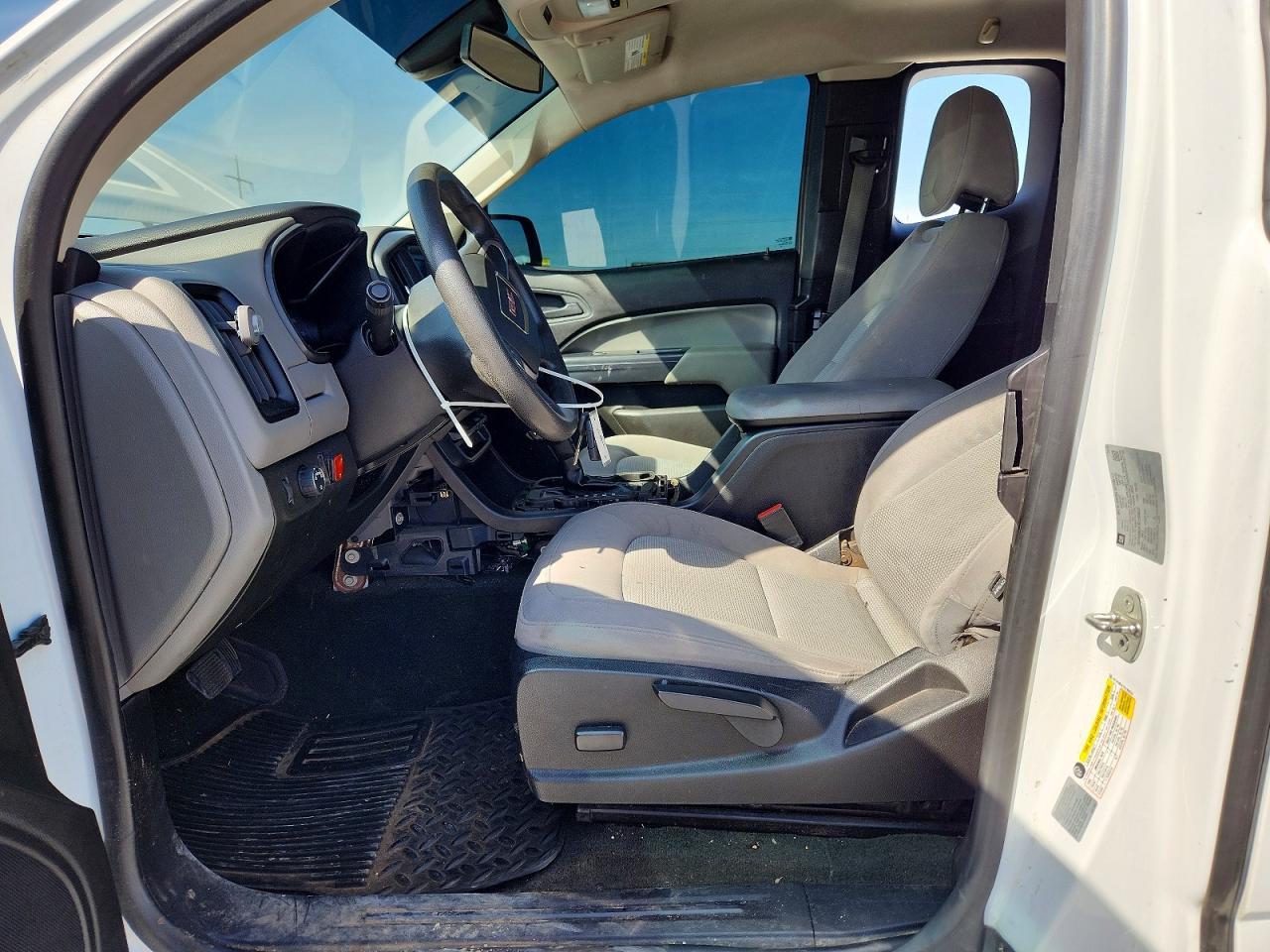 2016 GMC Canyon - Image 7