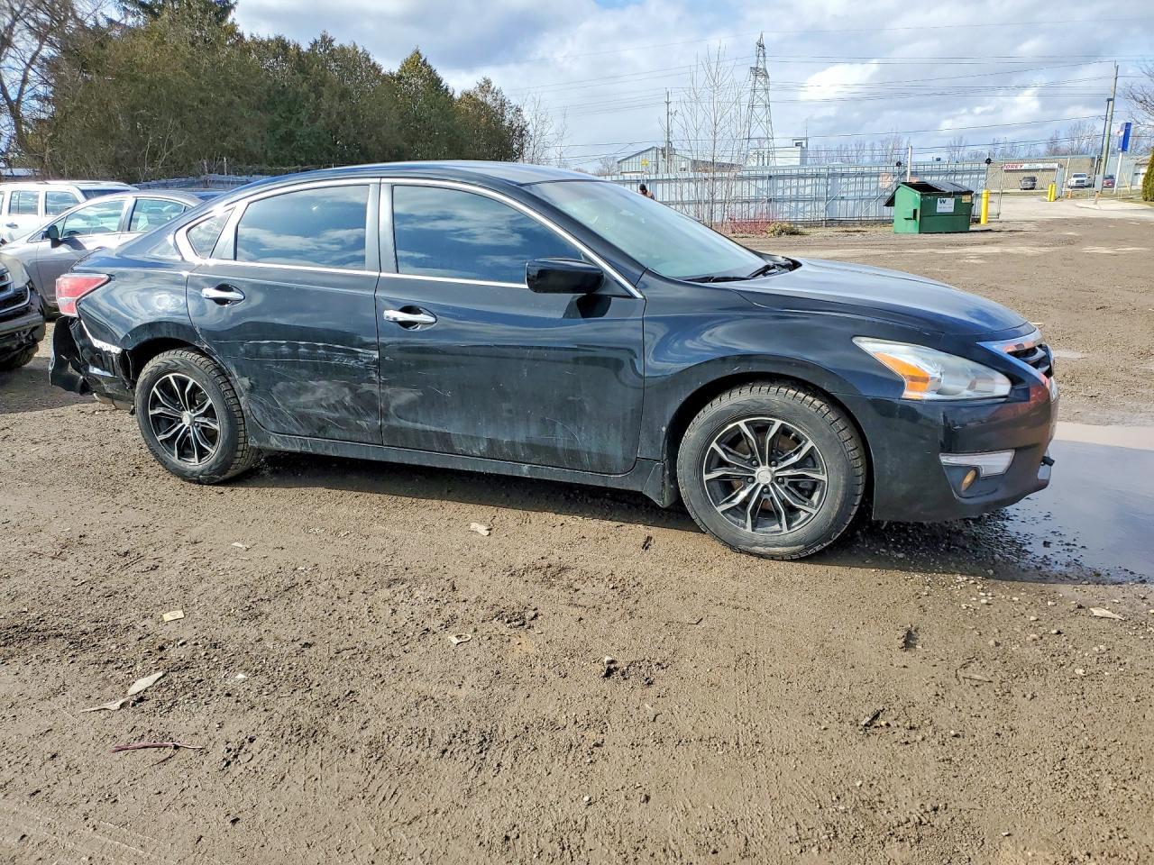 2015 Nissan Altima 2.5 S 4Dr - Image 4