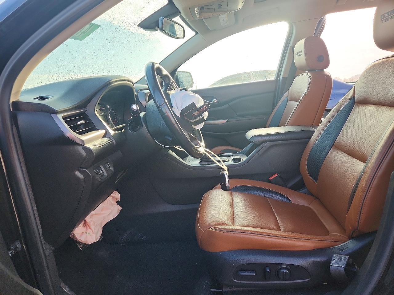 2018 GMC Acadia All Terrain - Image 7