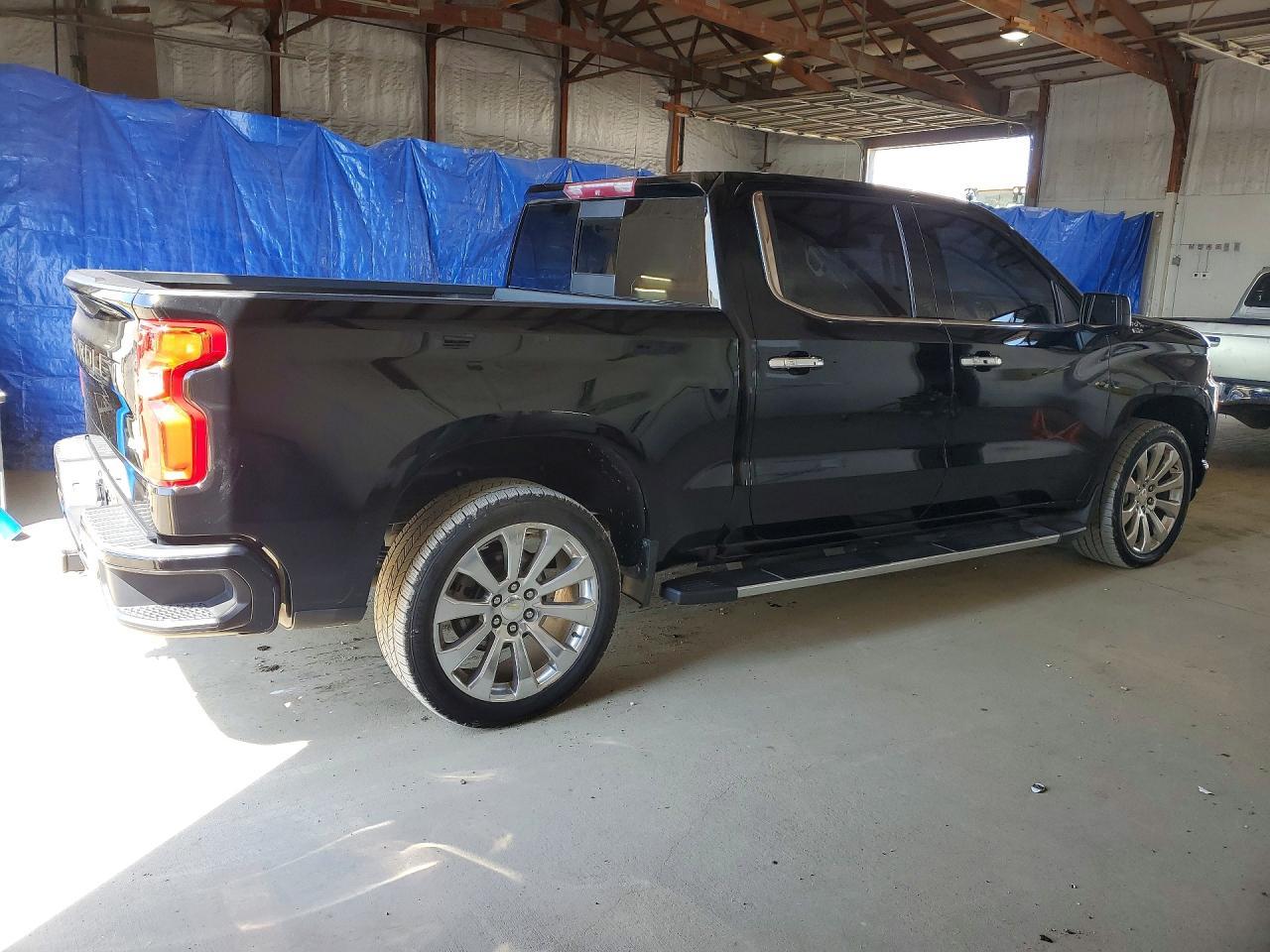 2019 Chevrolet Silverado K1500 High Country - Image 3