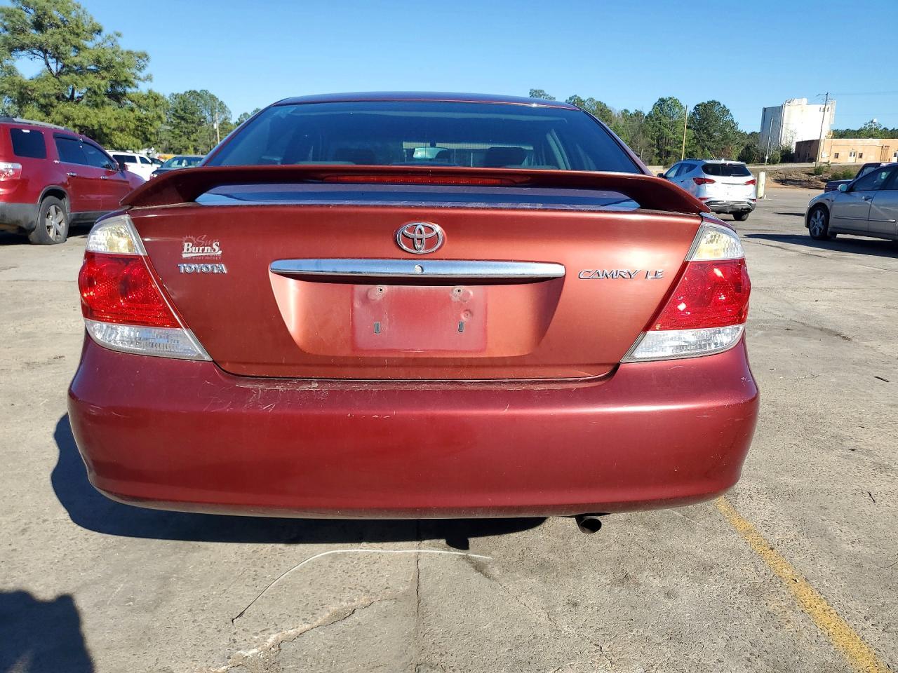 2005 Toyota Camry Le - Фото 6