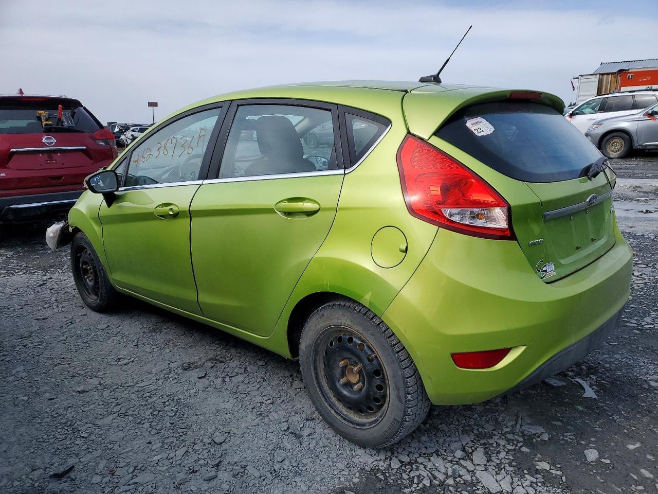 2011 Ford Fiesta Ses - Фото 2
