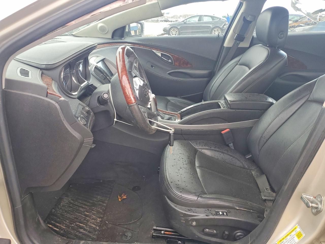 2013 Buick Lacrosse Premium - Image 7