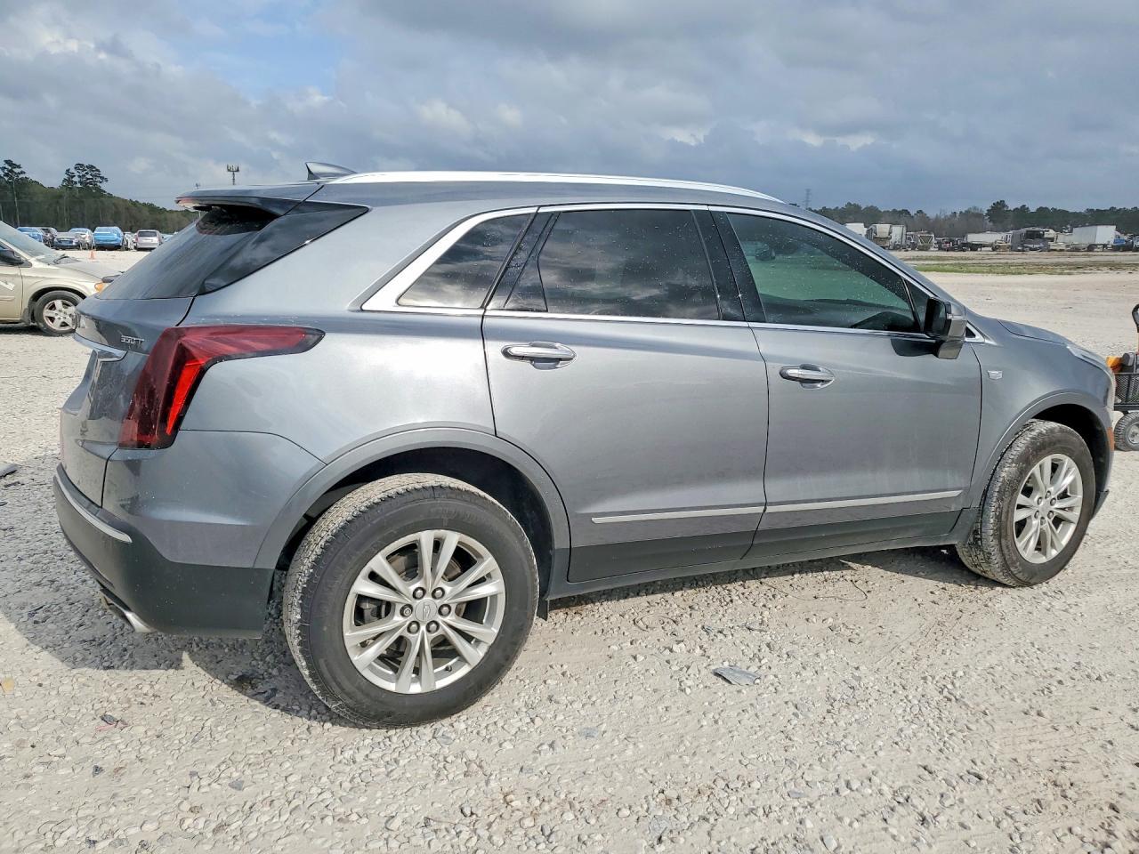 2021 Cadillac Xt5 Luxury - Фото 3