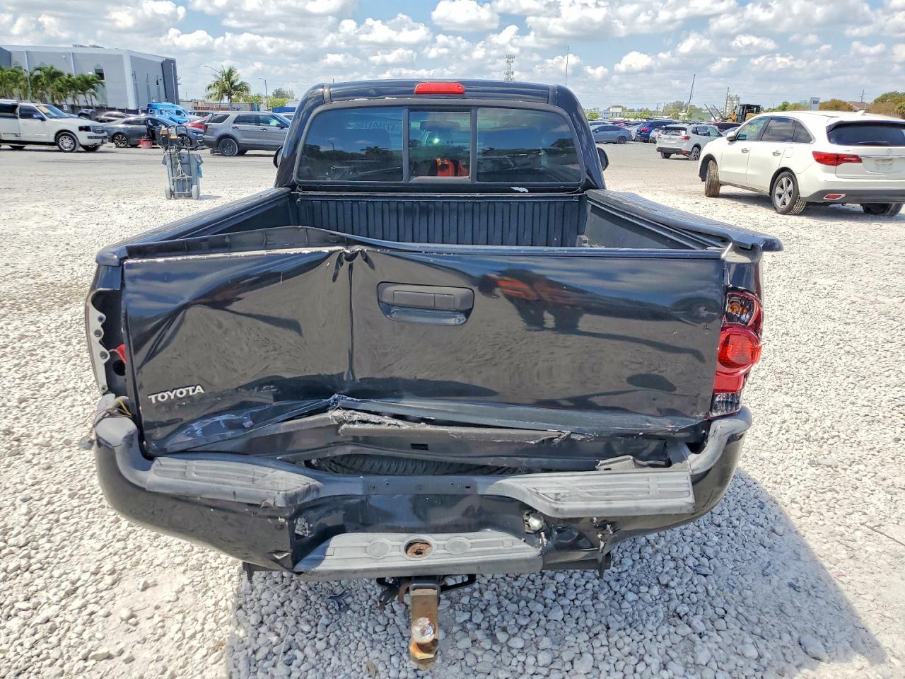 2014 Toyota Tacoma Base - Фото 6