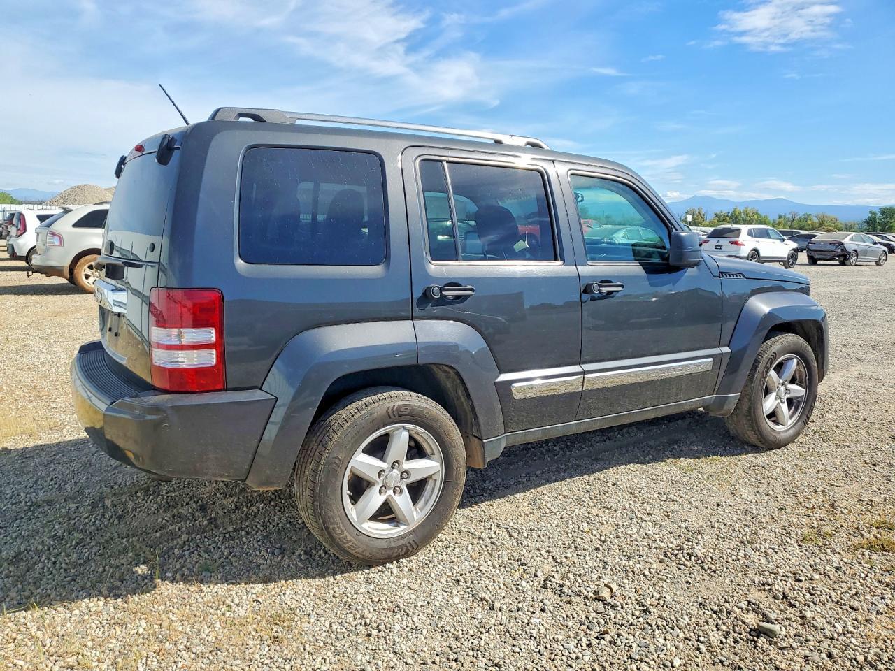 2011 Jeep Liberty Limited - Фото 3