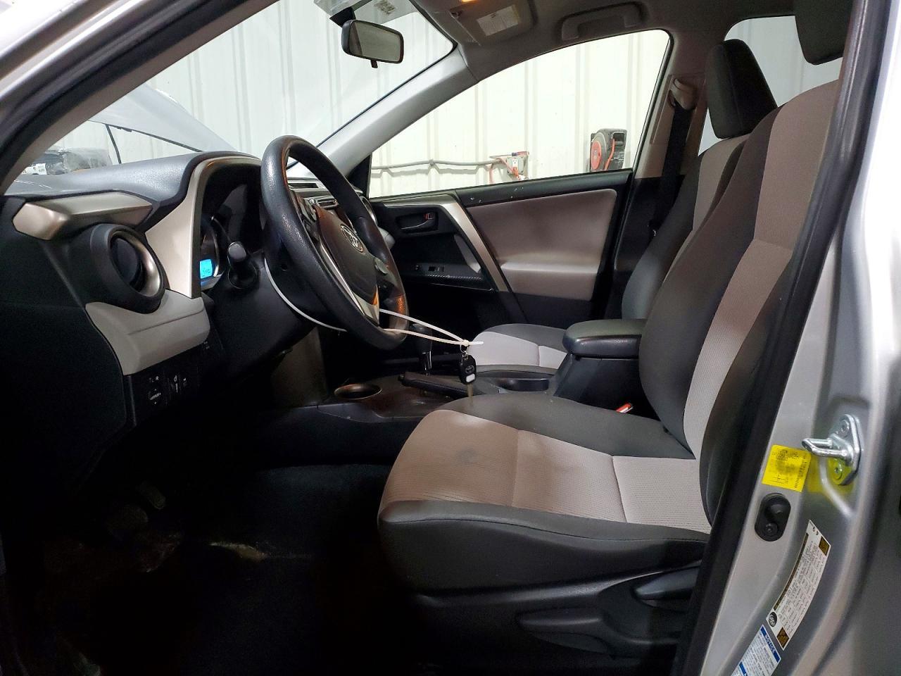 2014 Toyota Rav4 Le - Фото 7