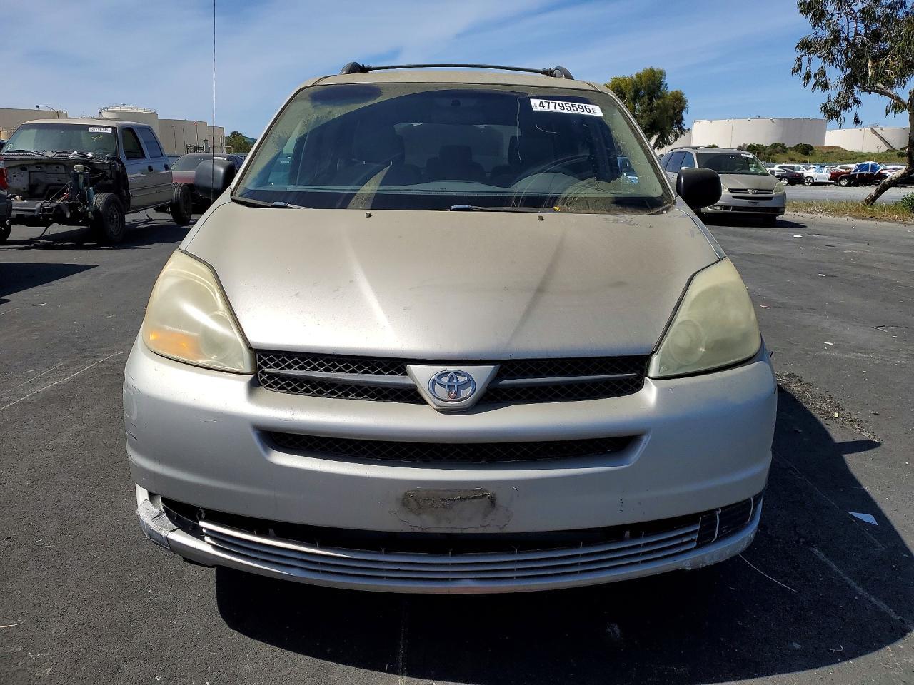 2005 Toyota Sienna - Фото 5