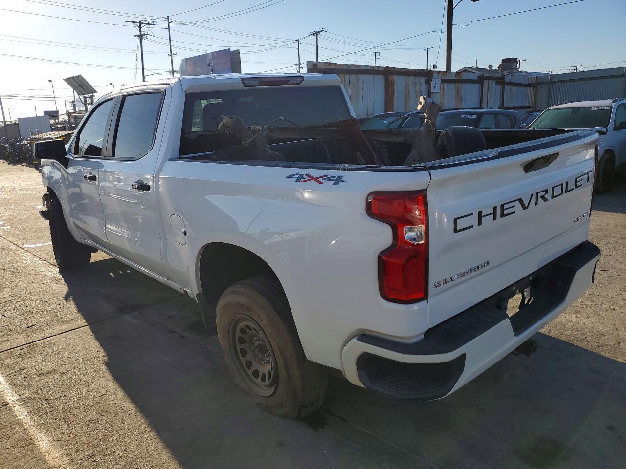 2022 Chevrolet Silverado Ltd K1500 Custom - Фото 2