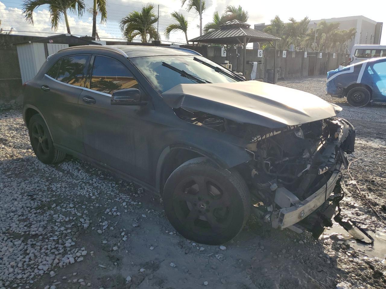 2019 Mercedes-Benz Gla 250 - Image 4