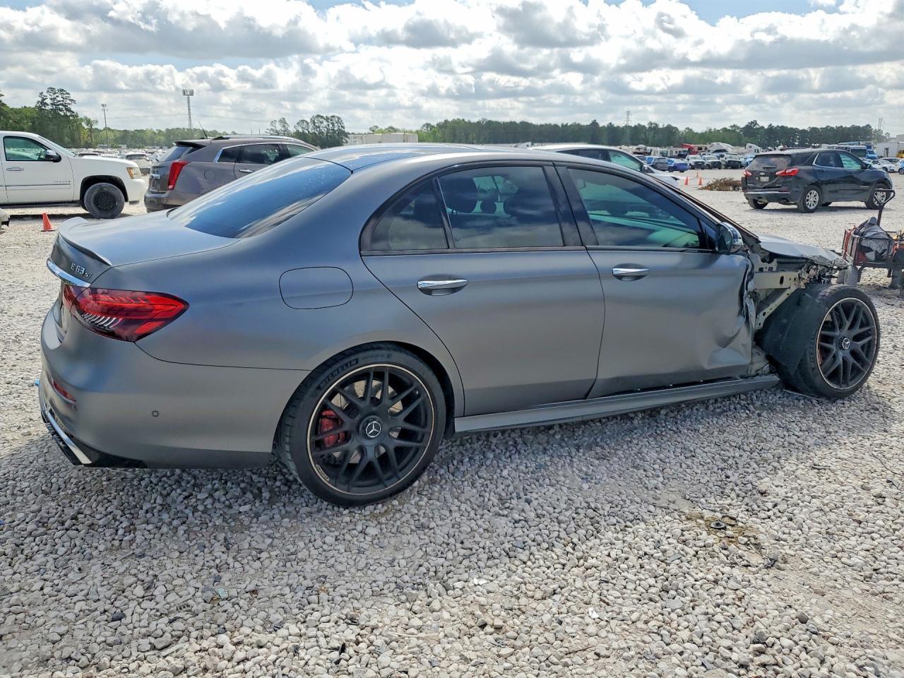 2021 Mercedes-Benz E 63 Amg-S 4Matic - Фото 3