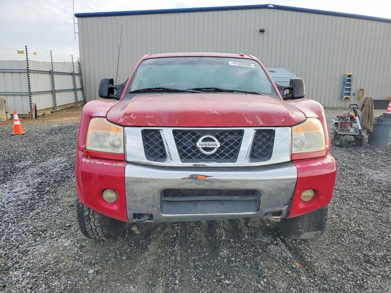 2012 Nissan Titan Sv - Image 5