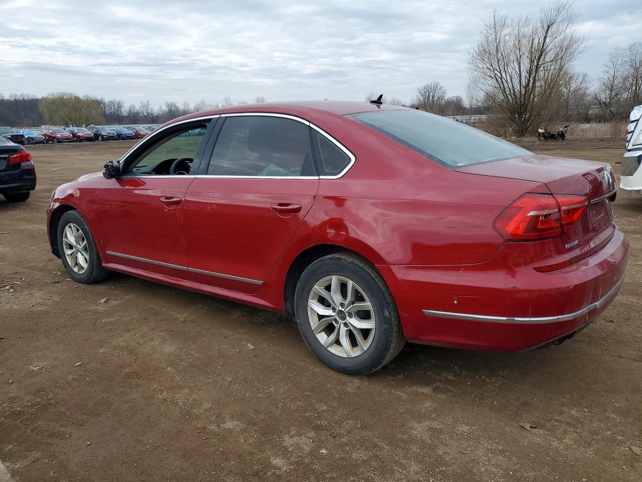 2016 Volkswagen Passat S - Image 2