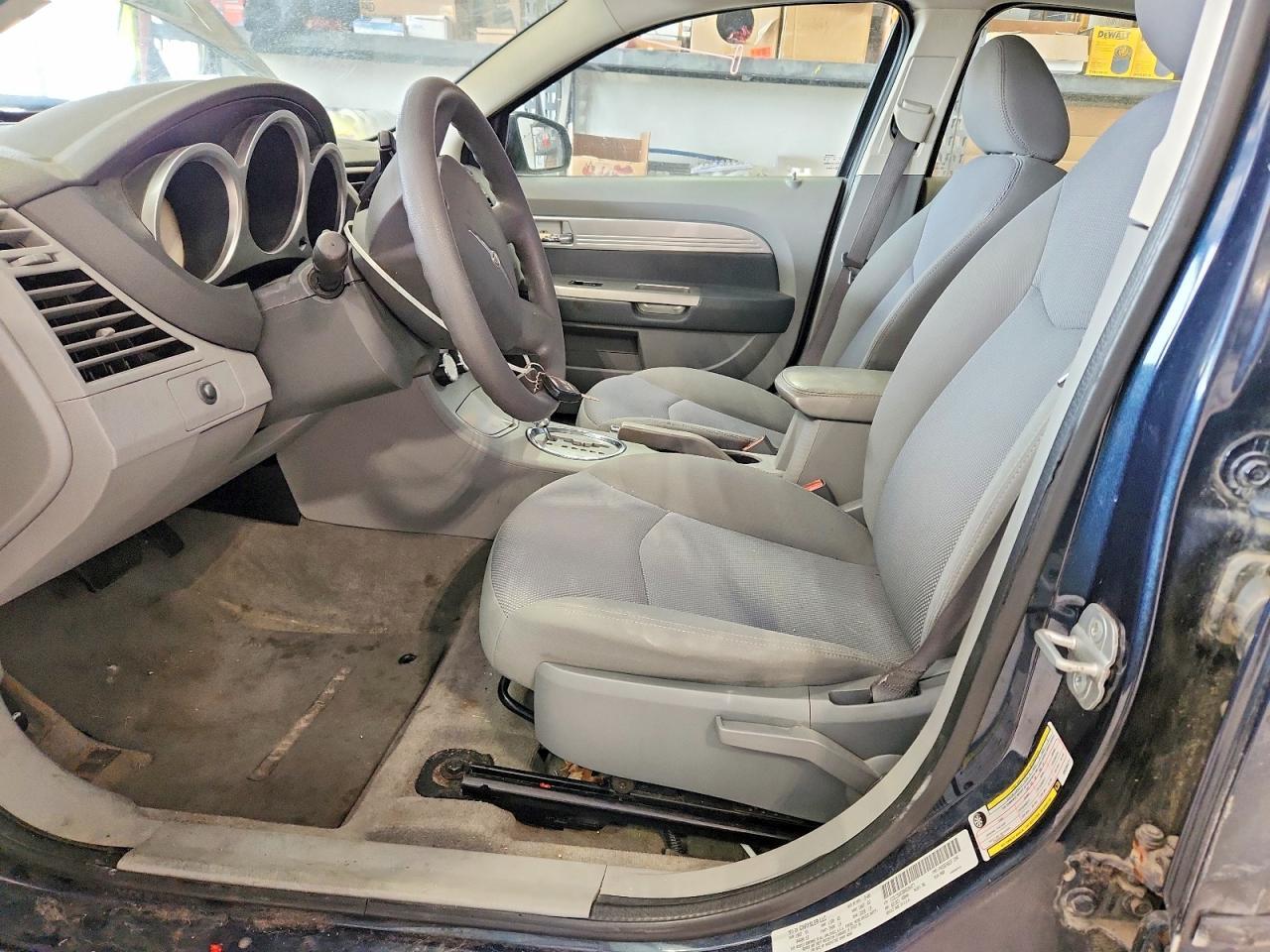 2008 Chrysler Sebring Touring - Image 7
